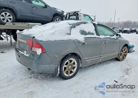 2010 Honda Civic Ex z USA, uszkodzony, nr VIN 19XFA1F8XAE039567